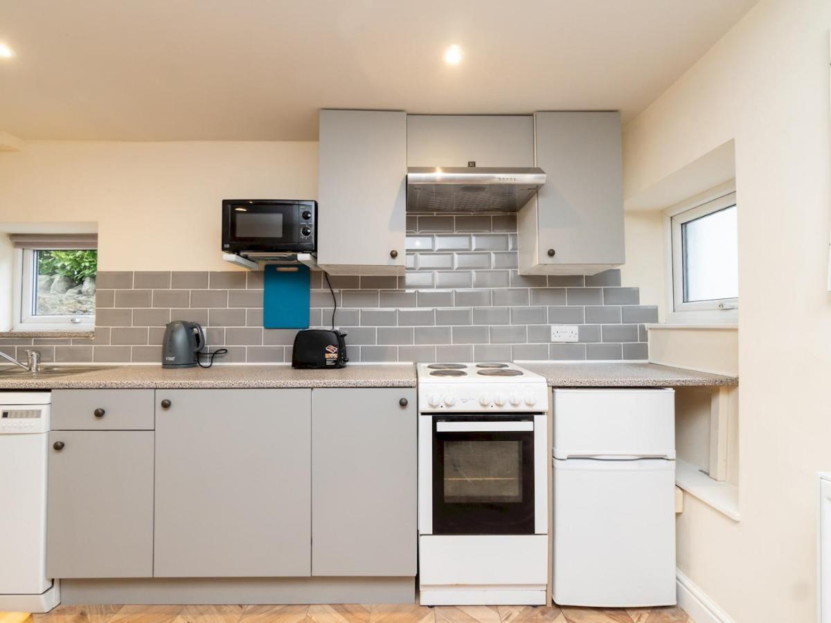 Pass The Keys Lovely 1 Bed Apartment With Free Parking Bath Zewnętrze zdjęcie